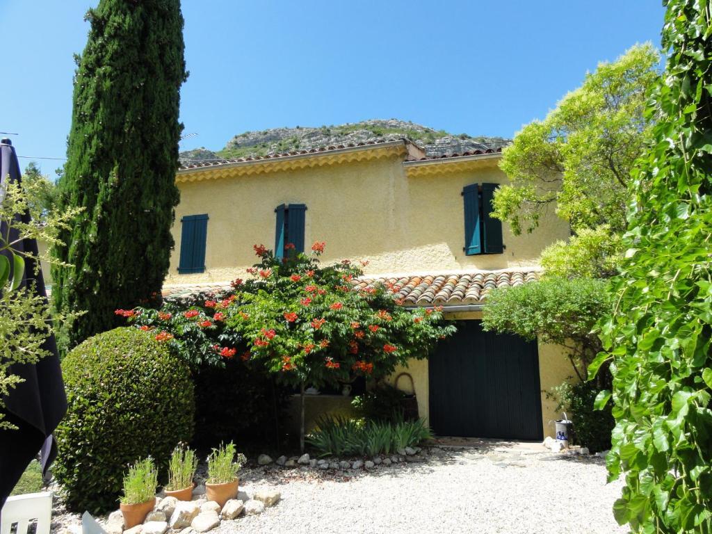 Les Montades Chambres D'Hotes Anduze Exterior foto